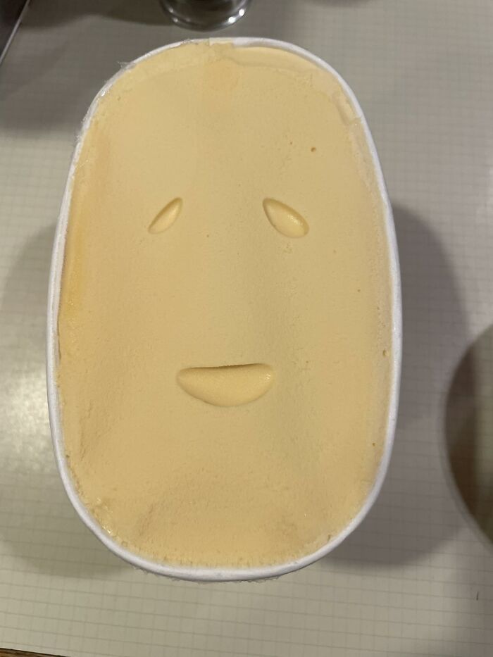 This Page Shared 60 Funny Pareidolia Pics That Prove Even Random Objects Have Personality