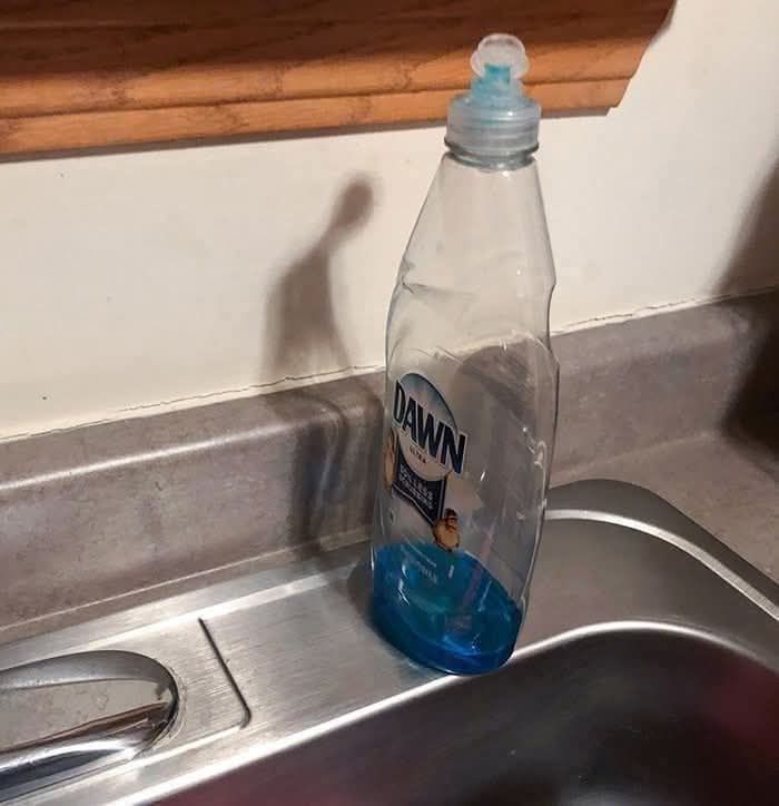 This Page Shared 60 Funny Pareidolia Pics That Prove Even Random Objects Have Personality