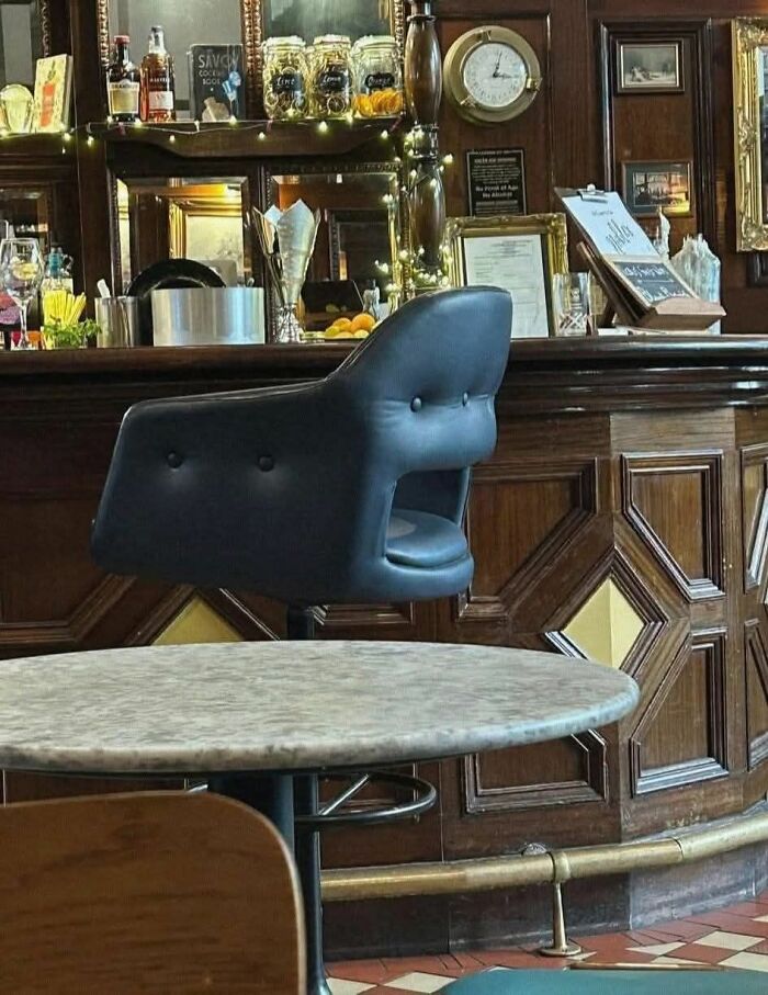 This Page Shared 60 Funny Pareidolia Pics That Prove Even Random Objects Have Personality