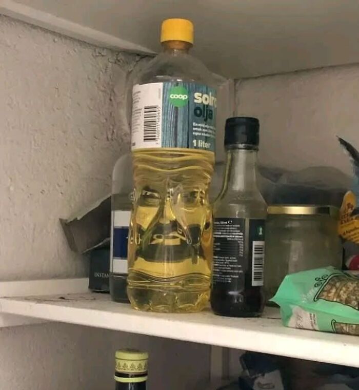 This Page Shared 60 Funny Pareidolia Pics That Prove Even Random Objects Have Personality