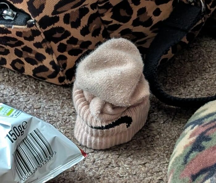 This Page Shared 60 Funny Pareidolia Pics That Prove Even Random Objects Have Personality