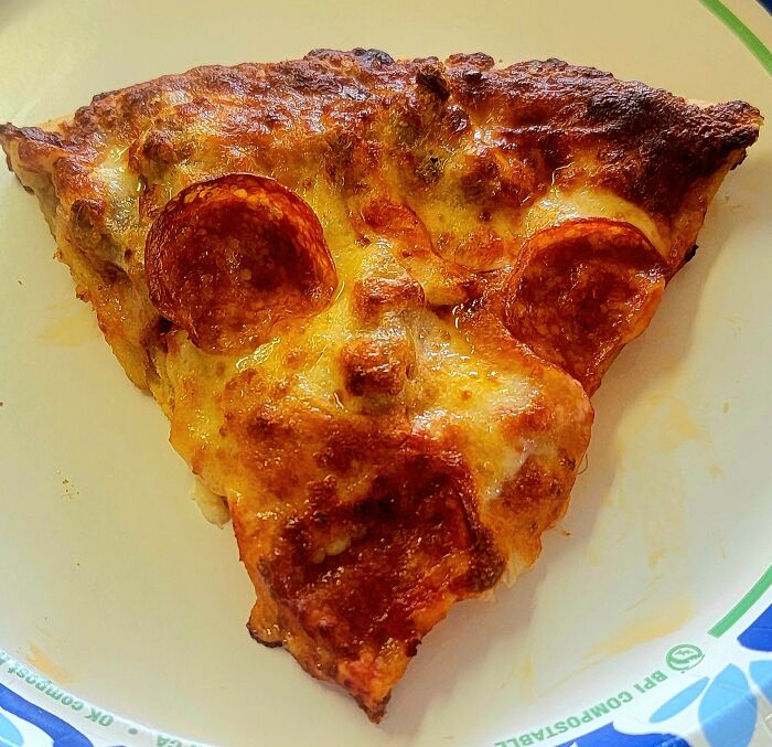 This Page Shared 60 Funny Pareidolia Pics That Prove Even Random Objects Have Personality