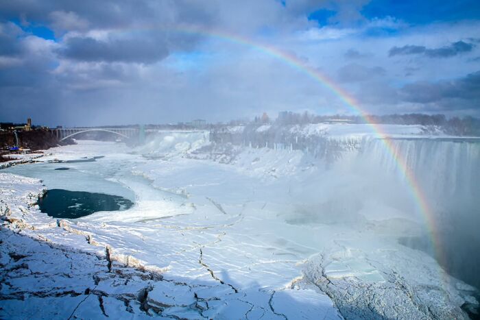 These 35 Top Photos From The 2026 Niagara Frozen Falls Contest Turn Niagara Into A Winter Dream