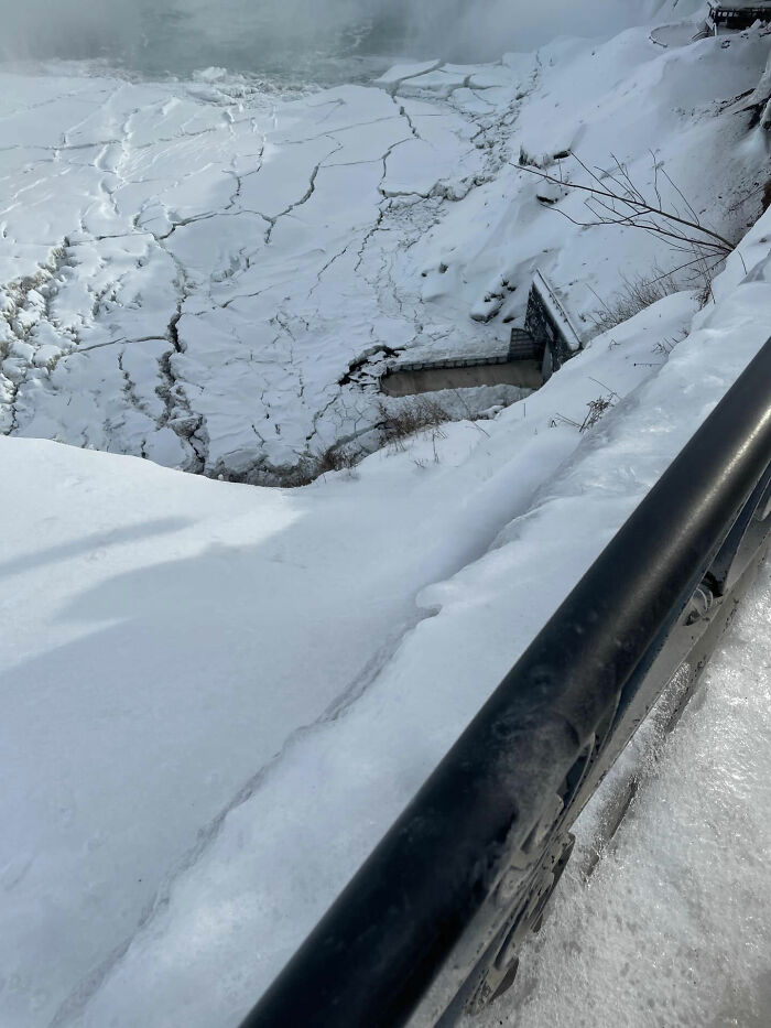 These 35 Top Photos From The 2026 Niagara Frozen Falls Contest Turn Niagara Into A Winter Dream