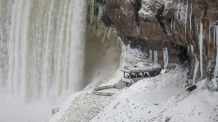 These 35 Top Photos From The 2026 Niagara Frozen Falls Contest Turn Niagara Into A Winter Dream