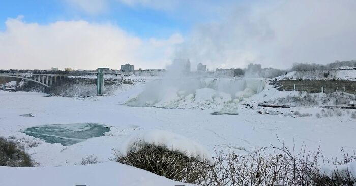 These 35 Top Photos From The 2026 Niagara Frozen Falls Contest Turn Niagara Into A Winter Dream