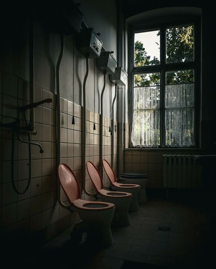 This Page Shared 55 Abandoned Spots That Look Straight Out Of A Post-Apocalyptic Movie