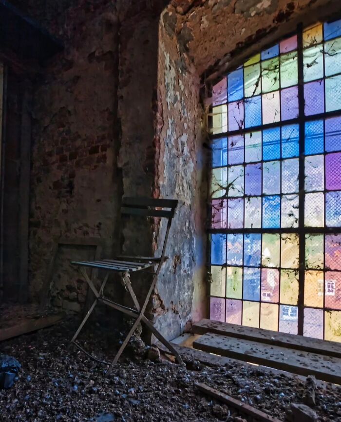 This Page Shared 55 Abandoned Spots That Look Straight Out Of A Post-Apocalyptic Movie