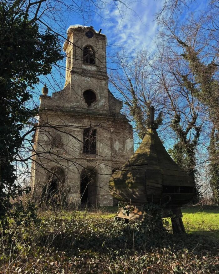 This Page Shared 55 Abandoned Spots That Look Straight Out Of A Post-Apocalyptic Movie