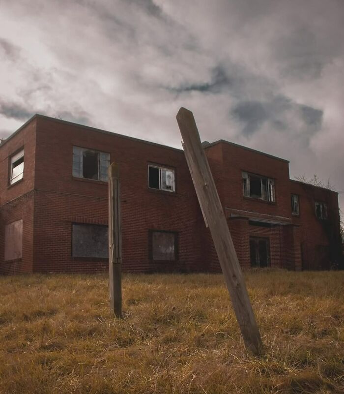 This Page Shared 55 Abandoned Spots That Look Straight Out Of A Post-Apocalyptic Movie