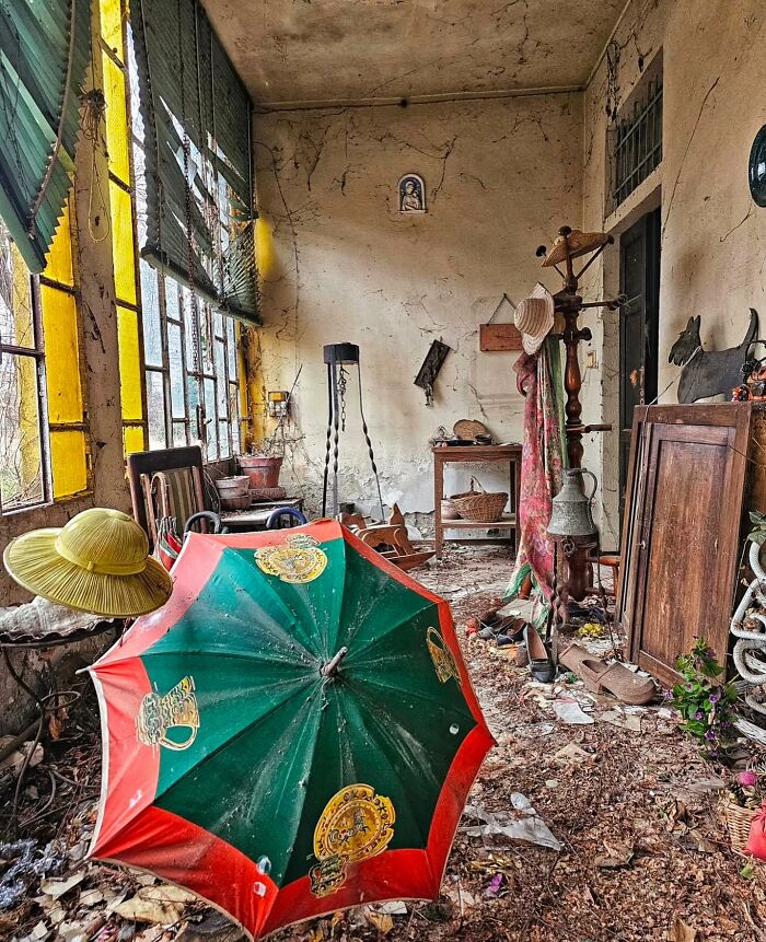 This Page Shared 55 Abandoned Spots That Look Straight Out Of A Post-Apocalyptic Movie