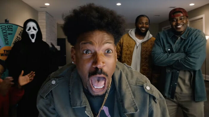 “Diabolical Tagline”: New &lsquo;Scary Movie&rsquo; Poster Sparks Heated Debate Among Fans