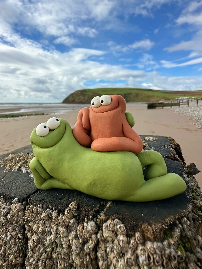 This Artist Hand-Sculpts Adorably Wonky Creatures With Their Own Personalities (50 Pics)