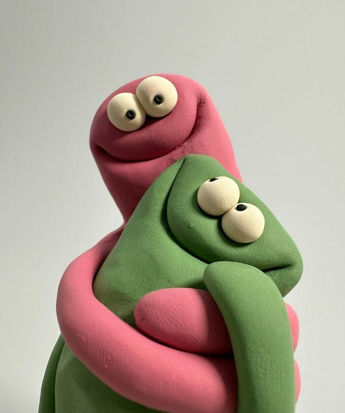 This Artist Hand-Sculpts Adorably Wonky Creatures With Their Own Personalities (50 Pics)