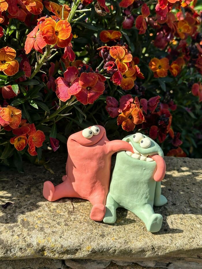 This Artist Hand-Sculpts Adorably Wonky Creatures With Their Own Personalities (50 Pics)