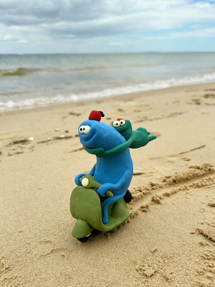 This Artist Hand-Sculpts Adorably Wonky Creatures With Their Own Personalities (50 Pics)