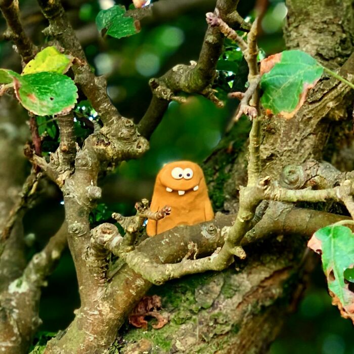 This Artist Hand-Sculpts Adorably Wonky Creatures With Their Own Personalities (50 Pics)