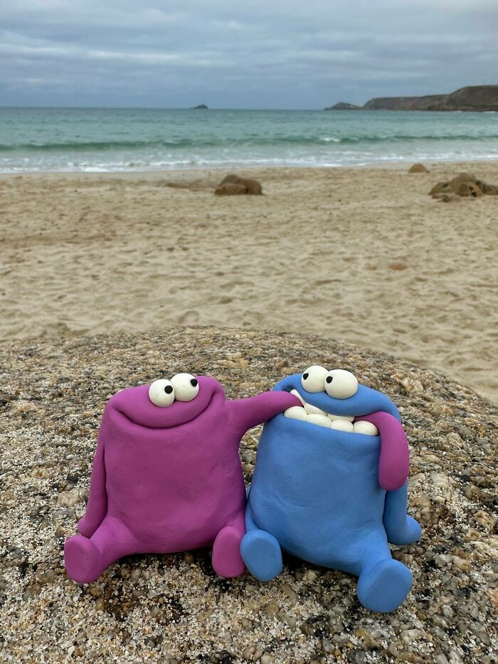 This Artist Hand-Sculpts Adorably Wonky Creatures With Their Own Personalities (50 Pics)