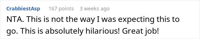 Woman Refuses To Move Her Hair On Plane, Dad Figures Out How To Make Her Super Uncomfortable