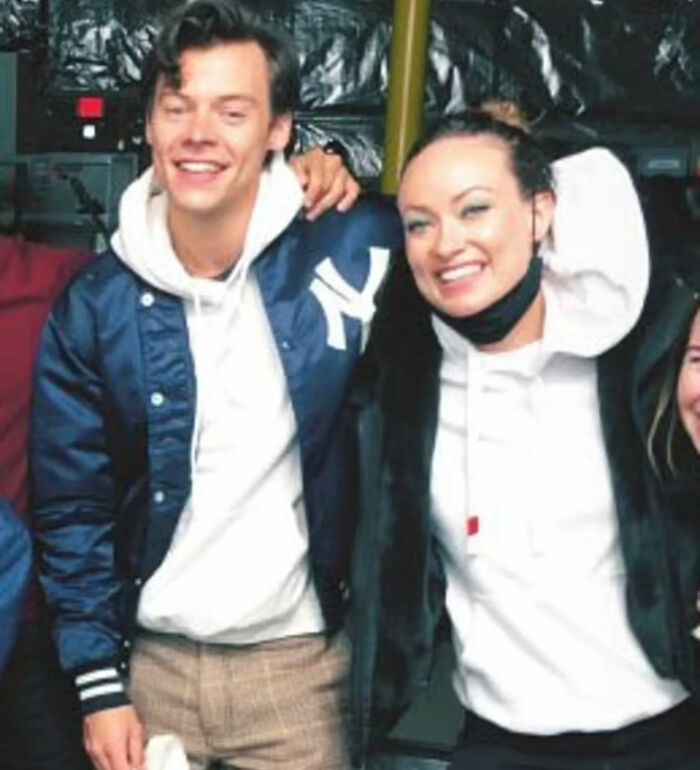Harry Styles And Zo&euml; Kravitz Are Engaged, And Fans Are All Saying The Same Thing