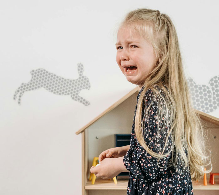 MIL’s Idea Of Punishment For 10-Year-Old Girl Leaves Mom Baffled And Stunned: “She Loses All Visitation”