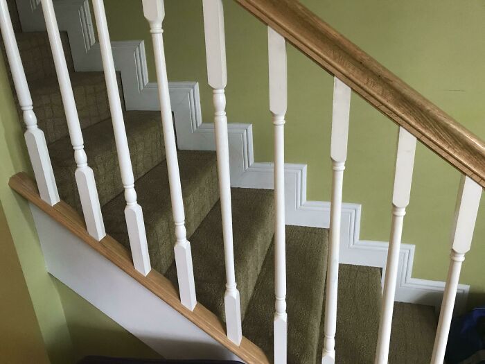 61 Weird Upside-Down Things That Might Make You Want To Fix Them Immediately
