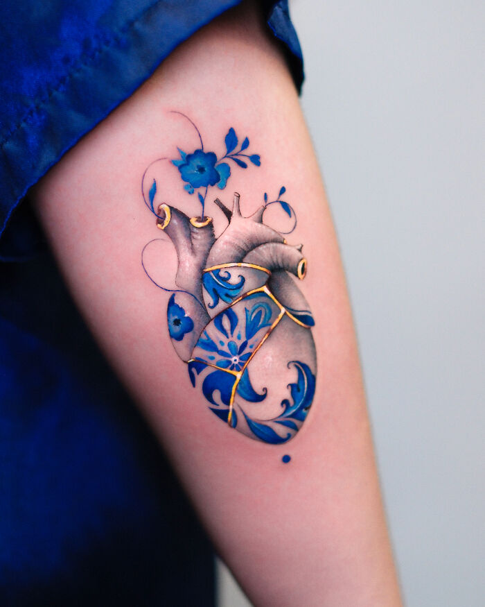 This Artist Creates Porcelain-Inspired Tattoos That Turn Skin Into Living Ceramics (30 Pics)
