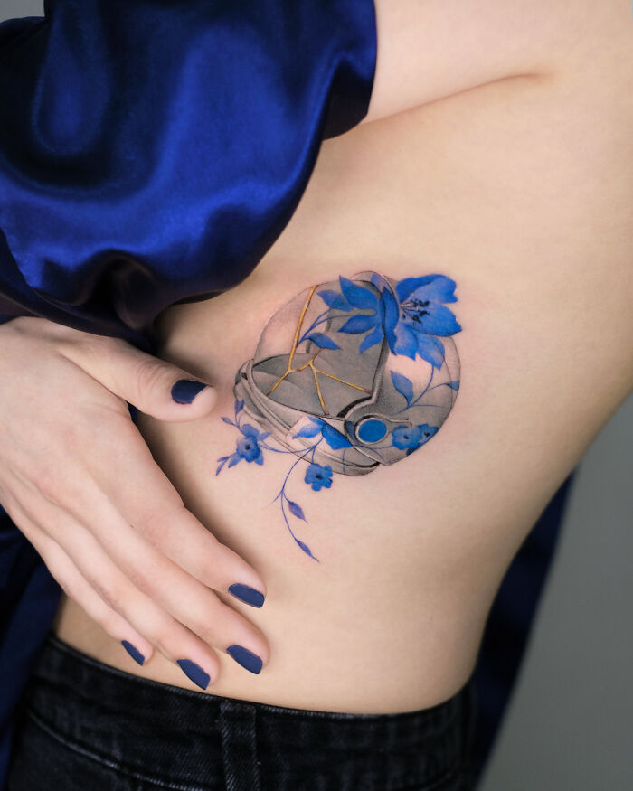 This Artist Creates Porcelain-Inspired Tattoos That Turn Skin Into Living Ceramics (30 Pics)