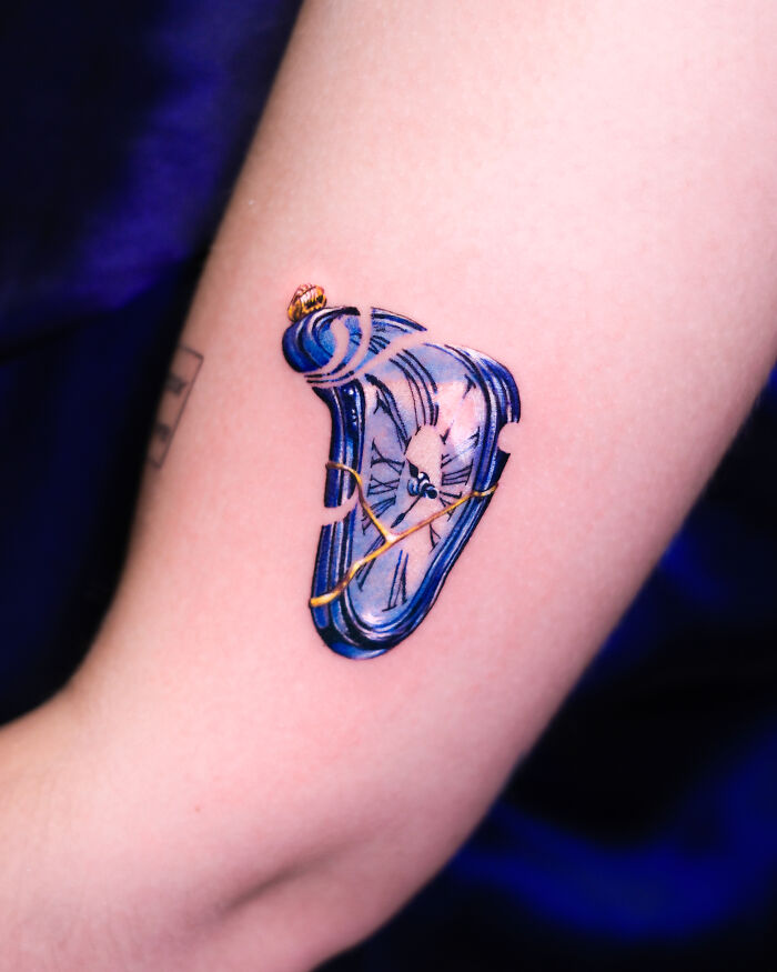 This Artist Creates Porcelain-Inspired Tattoos That Turn Skin Into Living Ceramics (30 Pics)