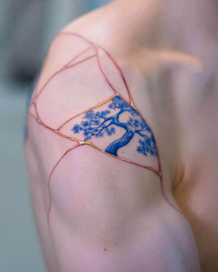 This Artist Creates Porcelain-Inspired Tattoos That Turn Skin Into Living Ceramics (30 Pics)