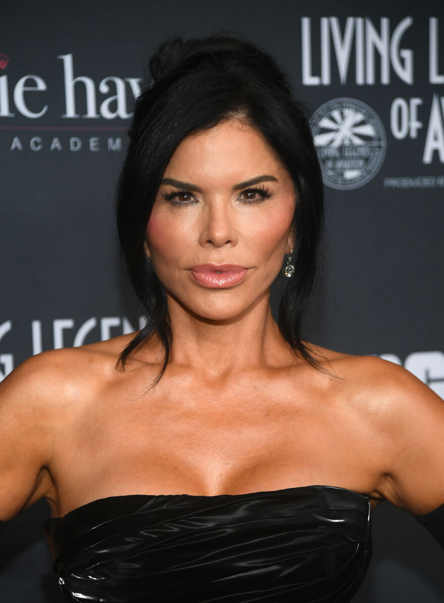 Lauren Sanchez Plastic Surgery Before And After: The “Mar-A-Lago Face” Explained