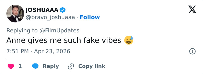 Anne Hathaway Steps In To Help Michaela Coel Dodge Wardrobe Malfunction On The Red Carpet