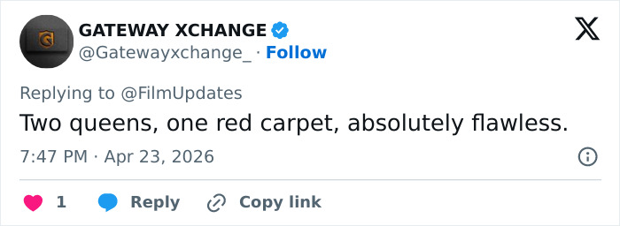 Anne Hathaway Steps In To Help Michaela Coel Dodge Wardrobe Malfunction On The Red Carpet