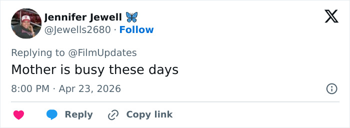 Anne Hathaway Steps In To Help Michaela Coel Dodge Wardrobe Malfunction On The Red Carpet