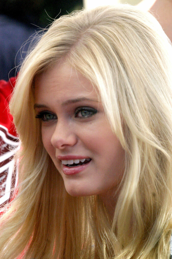 Sara Paxton: Bio And Career Highlights