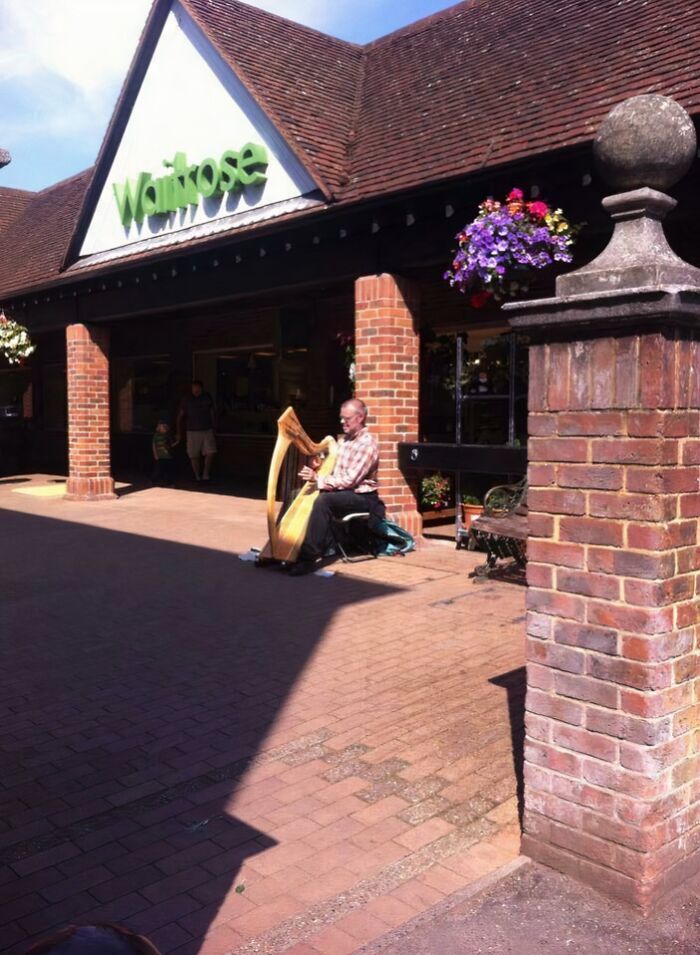 580K People Follow This FB Group For These British Memes The Whole World Can Laugh At (39 Pics)