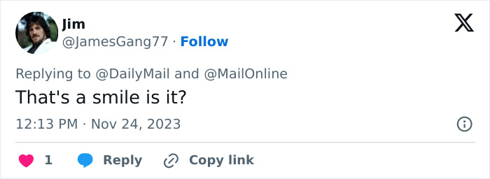 “Prove You’re Not A Mannequin”: Nikki Glaser Savagely Roasts Victoria Beckham’s Signature Serious Face