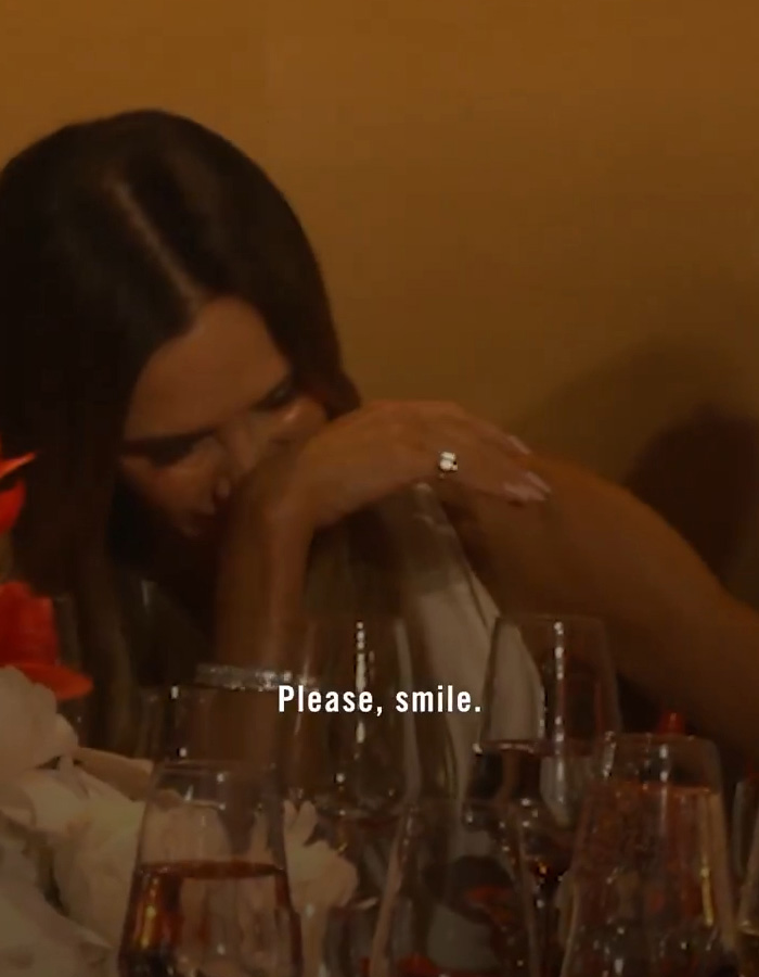 “Prove You’re Not A Mannequin”: Nikki Glaser Savagely Roasts Victoria Beckham’s Signature Serious Face