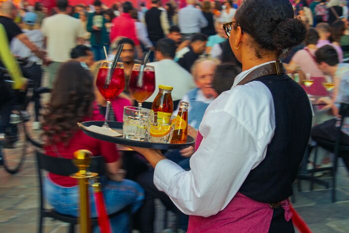 &ldquo;She Quit On The Spot&rdquo;: 41 People Share Why They Rage Quit Their Jobs