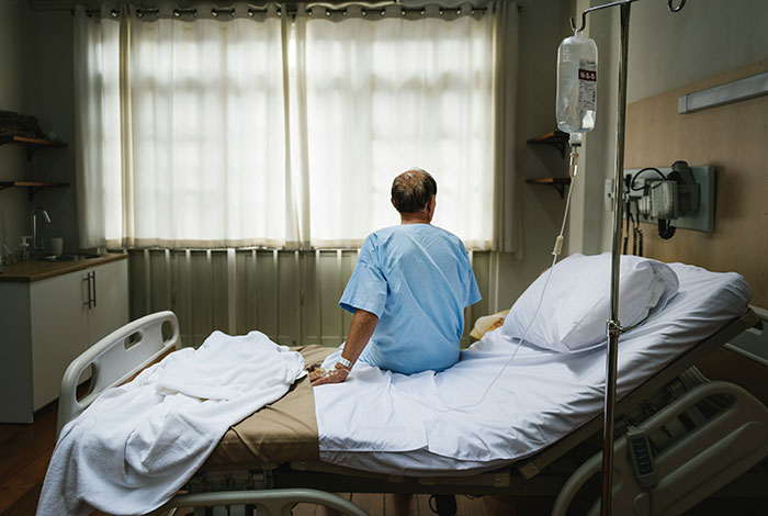 45 Medical Professionals Share Patient Stories That Are Definitely Not For The Weak
