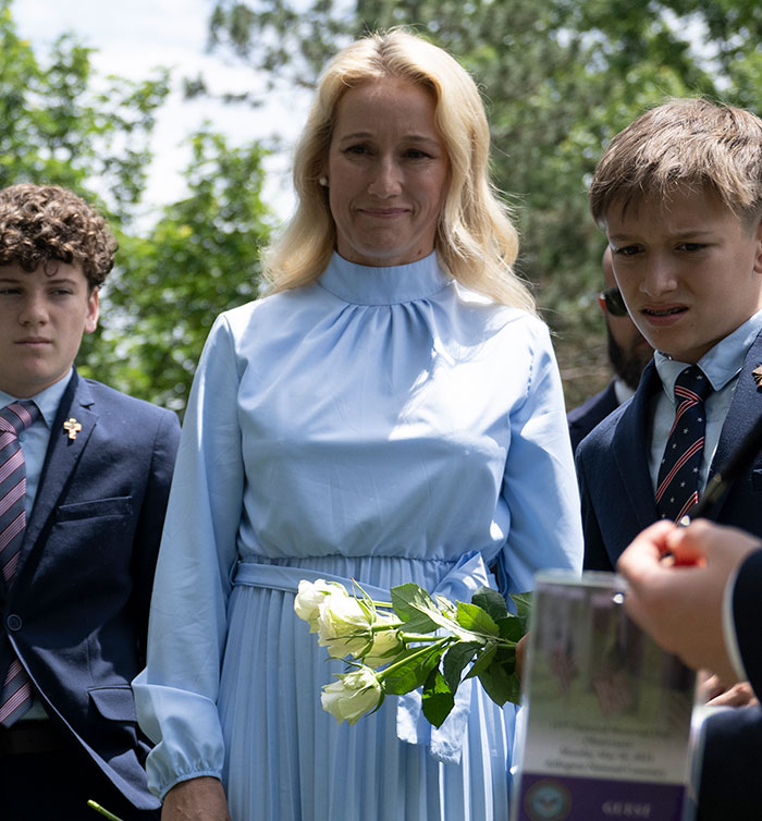 Pete Hegseth’s Wife Faces Backlash Over “Temu” Dress For White House Correspondents’ Dinner