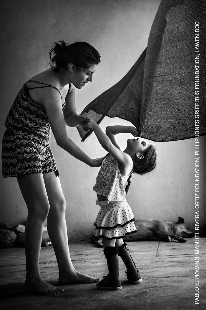 37 Powerful Photos From The 2026 World Press Photo Contest That Capture Our World Today
