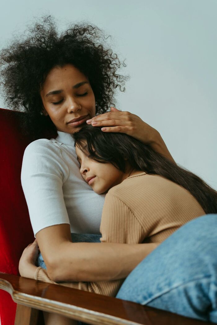 &ldquo;They Thought I Was Crazy&rdquo;: 77 Creepy Incidents That Made People Believe In The Paranormal