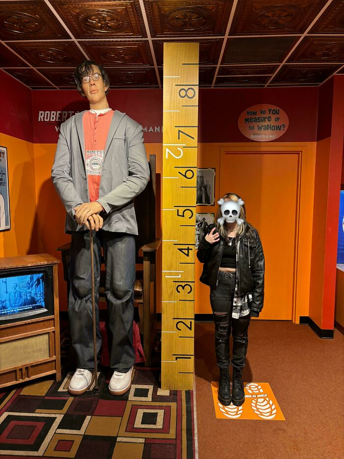 48 Side-By-Side Comparisons That Put The World Into Perspective (New Pics)