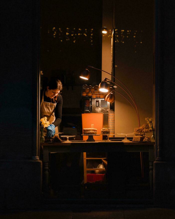 85 Accidental Renaissance Photos That Look Like They Belong In An Art Gallery (New Pics)