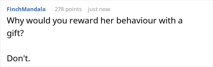 Christian Bride Excludes Muslim Best Friend From Wedding, Sends Her The Gift Registry Anyway