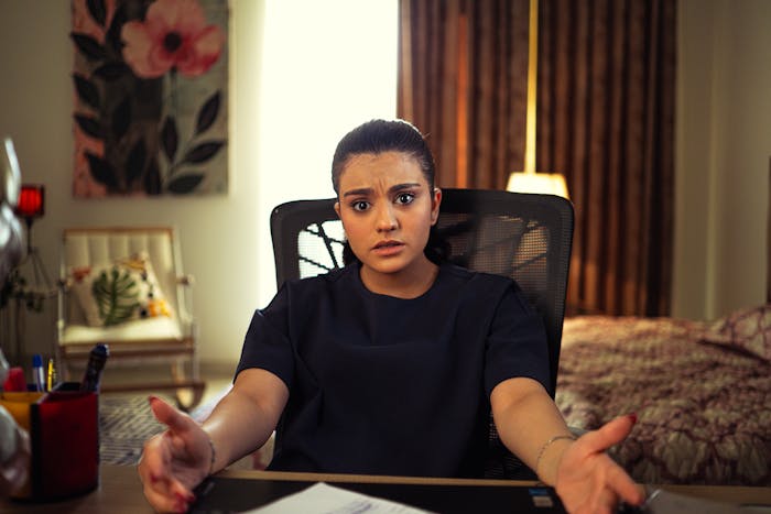 Disruptive Kid Nearly Hurts Himself At Stable, His Toxic Mom Escalates Things From Zero To 100