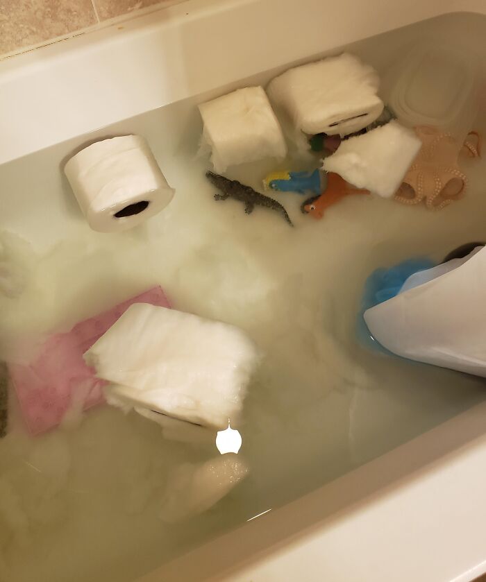 57 Troublemakers Who Were Guilty As Charged But Their Hilarity Got Them Off The Hook