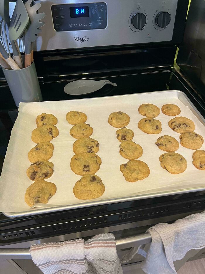 59 Girl Dinner Pics That Come With A Side Of Stories We Were Not Prepared For