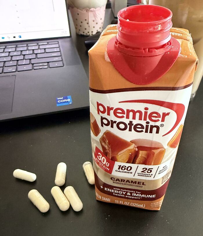 59 Girl Dinner Pics That Come With A Side Of Stories We Were Not Prepared For